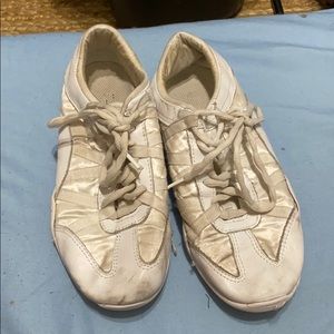 Nfinity Evolution cheer shoes